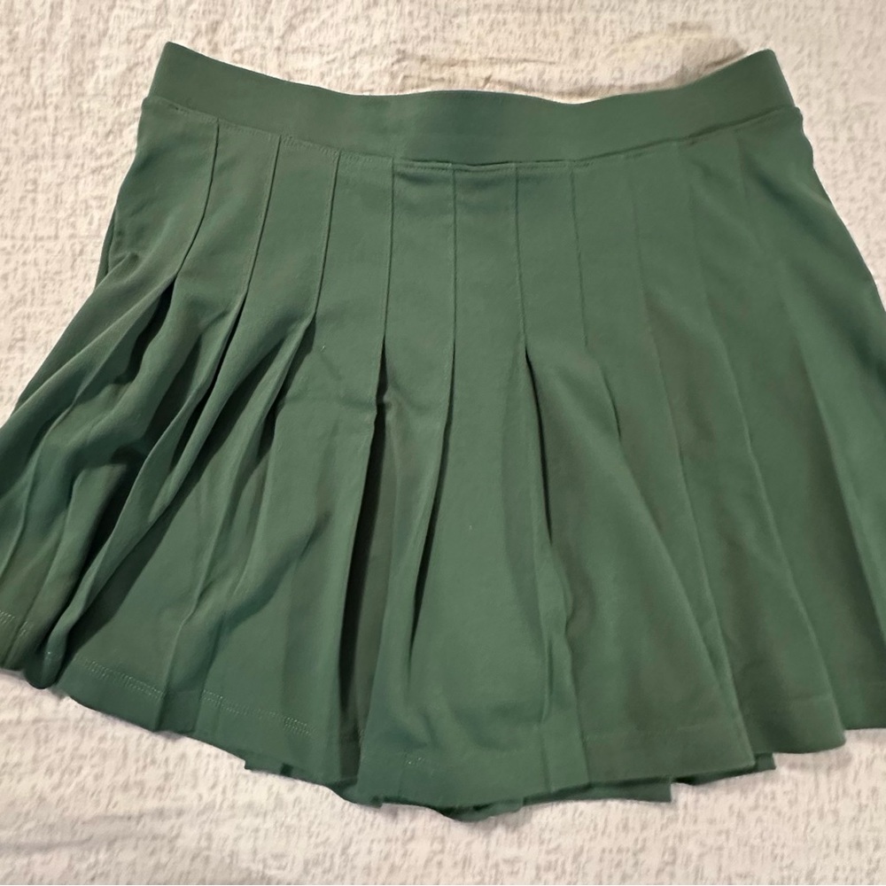 PINK Victoria's Secret Green Pleated Mini Skort
